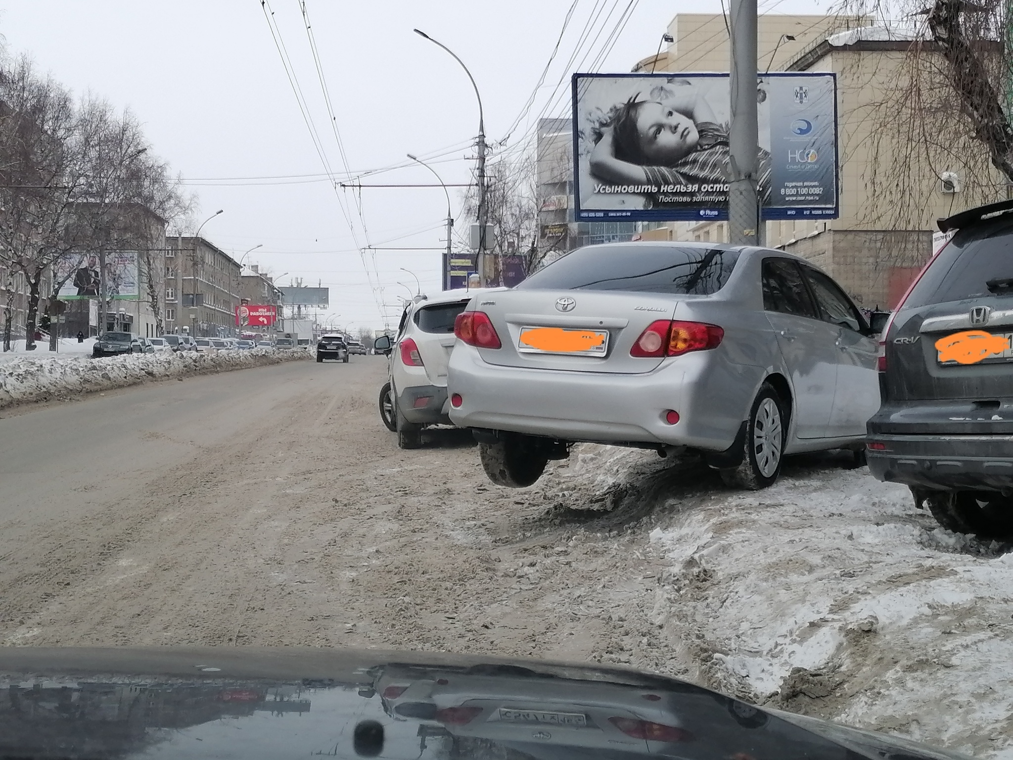 Обычная парковка в Новосибирске | Пикабу