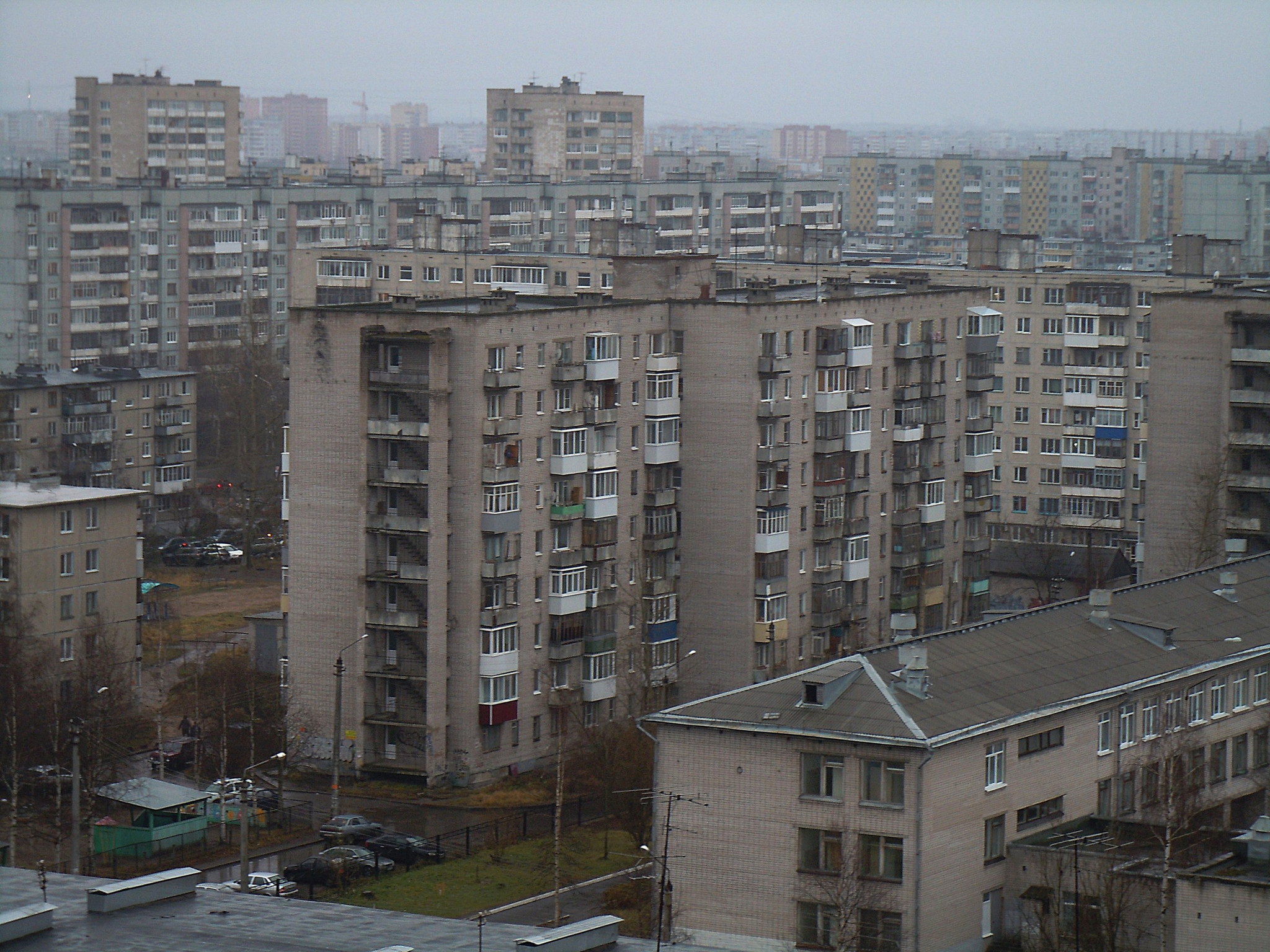 Перекрыли балкон дверью | Пикабу