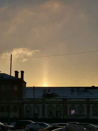 Русская хтонь что это простыми словами. 1639139775253586577. Русская хтонь что это простыми словами фото. Русская хтонь что это простыми словами-1639139775253586577. картинка Русская хтонь что это простыми словами. картинка 1639139775253586577. В России модно грустить. Популярная культура под разными соусами толкает нам депресняк: всякие майки "Россия для грустных", фестивали "боль", подборки "Russian doomer music" на ютубе и так далее. Рунет завален однотипными постпанком, панельками и серостью, которые тем не менее довольно много людей видят чем-то родным и уютным, ощущают частью своего культурного кода. Мне стало интересно, сможет ли ИИ если не победить то хотя бы возглавить эту моду и затронуть струны душ рашн думеров. Ведь что может быть более бессмысленно и тоскливо чем нейросеть, рисующая гипертрофированно-хтоническую Россию? Так появился проект нейроссия. Русская хтонь что это простыми словами. 1639139775253586577. Русская хтонь что это простыми словами фото. Русская хтонь что это простыми словами-1639139775253586577. картинка Русская хтонь что это простыми словами. картинка 1639139775253586577. В России модно грустить. Популярная культура под разными соусами толкает нам депресняк: всякие майки "Россия для грустных", фестивали "боль", подборки "Russian doomer music" на ютубе и так далее. Рунет завален однотипными постпанком, панельками и серостью, которые тем не менее довольно много людей видят чем-то родным и уютным, ощущают частью своего культурного кода. Мне стало интересно, сможет ли ИИ если не победить то хотя бы возглавить эту моду и затронуть струны душ рашн думеров. Ведь что может быть более бессмысленно и тоскливо чем нейросеть, рисующая гипертрофированно-хтоническую Россию? Так появился проект нейроссия.