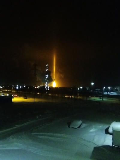 Русская хтонь что это простыми словами. 1639255134128970212. Русская хтонь что это простыми словами фото. Русская хтонь что это простыми словами-1639255134128970212. картинка Русская хтонь что это простыми словами. картинка 1639255134128970212. В России модно грустить. Популярная культура под разными соусами толкает нам депресняк: всякие майки "Россия для грустных", фестивали "боль", подборки "Russian doomer music" на ютубе и так далее. Рунет завален однотипными постпанком, панельками и серостью, которые тем не менее довольно много людей видят чем-то родным и уютным, ощущают частью своего культурного кода. Мне стало интересно, сможет ли ИИ если не победить то хотя бы возглавить эту моду и затронуть струны душ рашн думеров. Ведь что может быть более бессмысленно и тоскливо чем нейросеть, рисующая гипертрофированно-хтоническую Россию? Так появился проект нейроссия. Русская хтонь что это простыми словами. 1639255134128970212. Русская хтонь что это простыми словами фото. Русская хтонь что это простыми словами-1639255134128970212. картинка Русская хтонь что это простыми словами. картинка 1639255134128970212. В России модно грустить. Популярная культура под разными соусами толкает нам депресняк: всякие майки "Россия для грустных", фестивали "боль", подборки "Russian doomer music" на ютубе и так далее. Рунет завален однотипными постпанком, панельками и серостью, которые тем не менее довольно много людей видят чем-то родным и уютным, ощущают частью своего культурного кода. Мне стало интересно, сможет ли ИИ если не победить то хотя бы возглавить эту моду и затронуть струны душ рашн думеров. Ведь что может быть более бессмысленно и тоскливо чем нейросеть, рисующая гипертрофированно-хтоническую Россию? Так появился проект нейроссия.