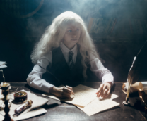 �������