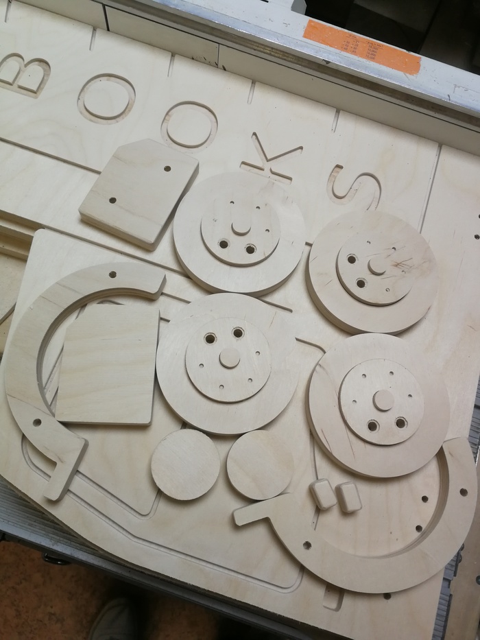 Процесс и технология изготовления нашего грузовика для книг ЧПУ, Столярка, Работа с деревом, Своими руками, Производство, Для начинающих, Мат, Длиннопост, Рукоделие с процессом