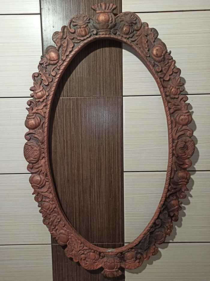 Меднёная рама от зеркала времен СССР, подскажите как придать ей вид