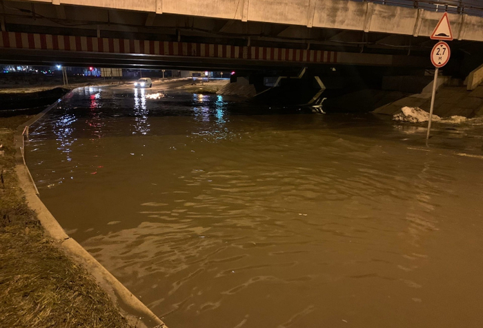 Проезд под Мостом глупости закрывают. Будут углублять!