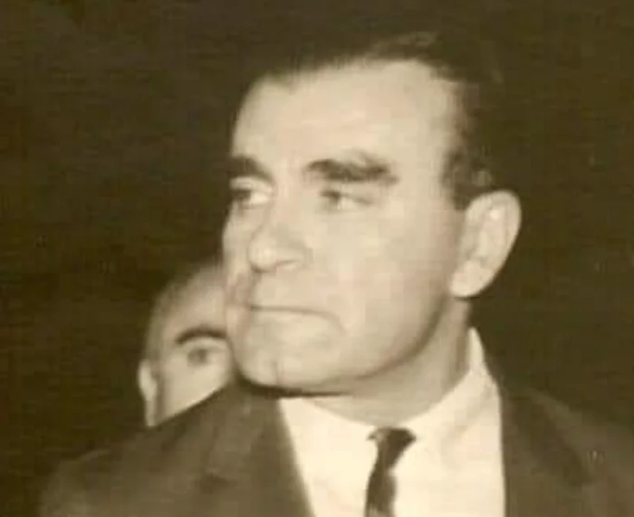 Исмаил Недждет Кент Холокост, Турция, Вторая мировая война Исмаил Недждет Кент Холокост, Турция, Вторая мировая война