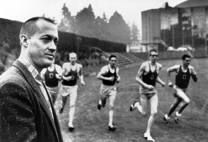 История Nike: как продавец обуви построил бренд на миллиард долларов Nike, Бизнес, Успех, Длиннопост История Nike: как продавец обуви построил бренд на миллиард долларов Nike, Бизнес, Успех, Длиннопост