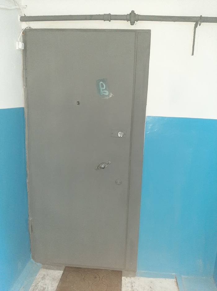 Знаки воров? Или просто соседи?