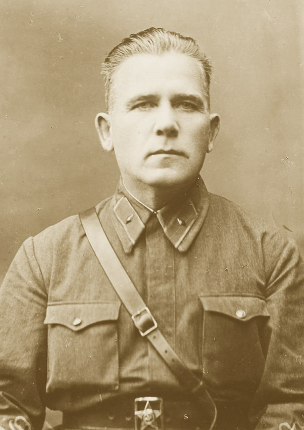 Генералы ... История одной фотографии