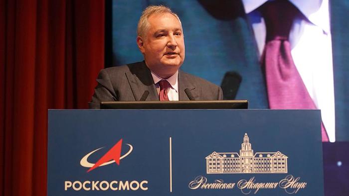 Рогозин назвал сроки первого полета космического ядерного буксира