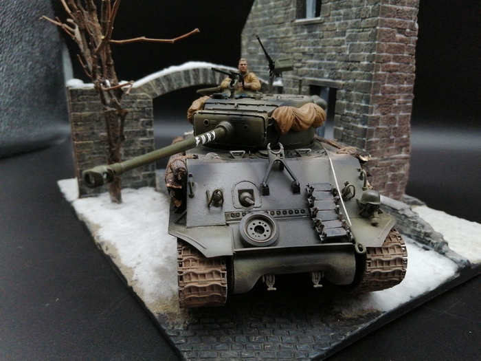  "Fury"  35  ,  , 