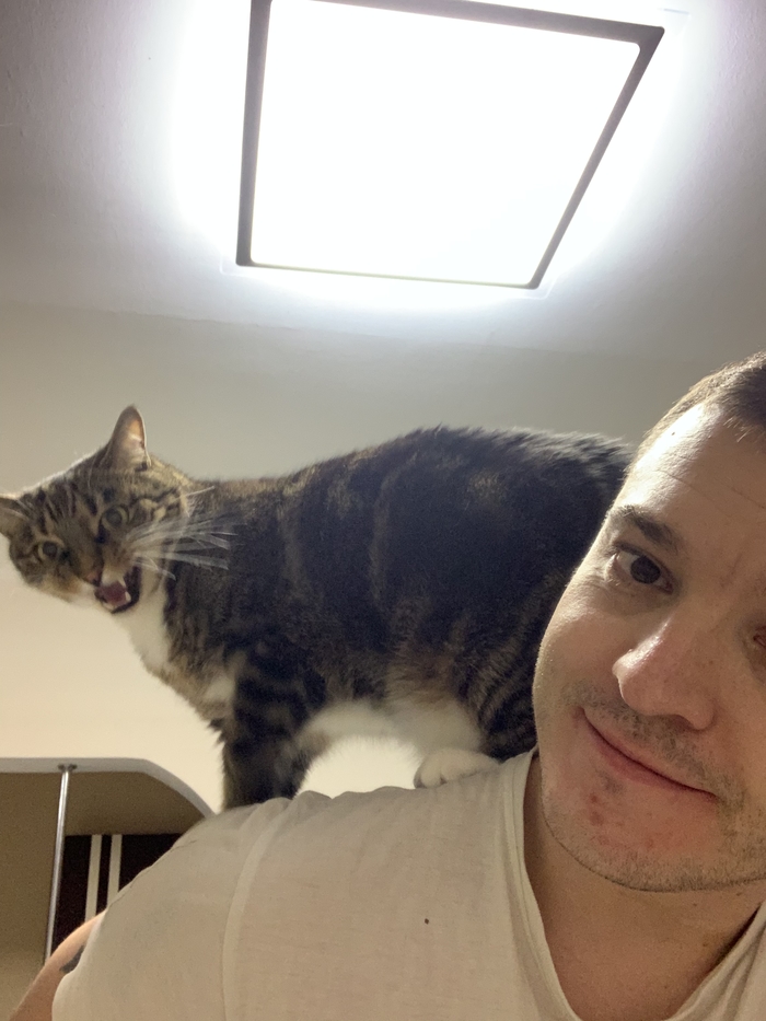 ���-�������