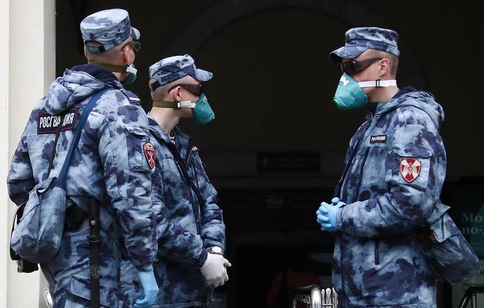 Росгвардию могут привлечь к охране школ