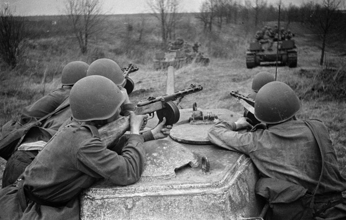 Кто такой военный капеллан. Смотреть фото Кто такой военный капеллан. Смотреть картинку Кто такой военный капеллан. Картинка про Кто такой военный капеллан. Фото Кто такой военный капеллан