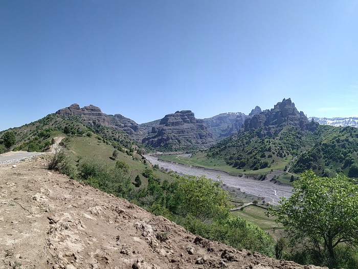 В заказнике Чильдухтарон Природа, Горы, Весна, Таджикистан, Длиннопост