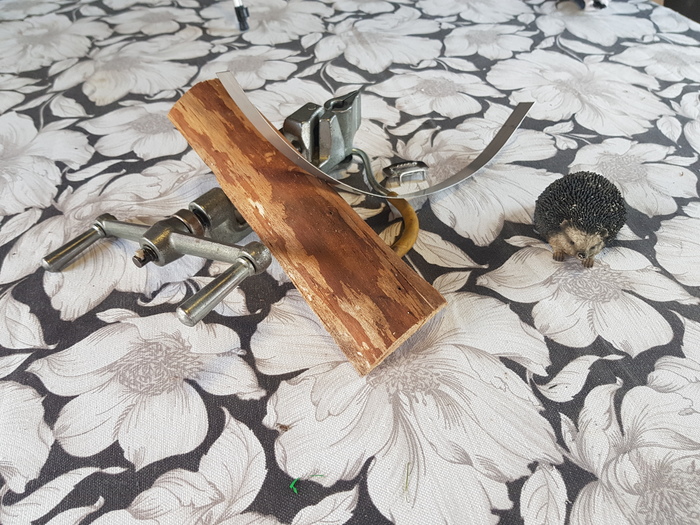 Монтажная машинка для крепления СИП решил на,что она способна,что можно ею ещё сдавить????предложите