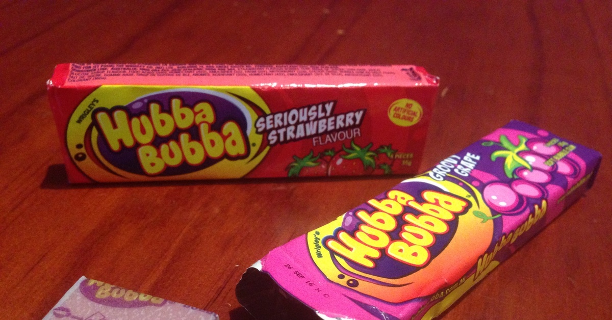 Жвачка из детства. Жевательная резинка Hubba Bubba. Хуба Буба жвачка 90х. Хуба Буба жвачка из 90. Хубба Бубба жвачка 2000.