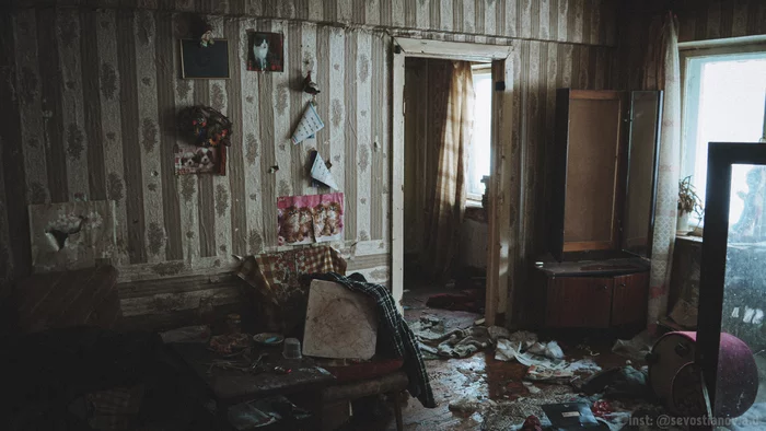 Республика Коми. Воркута. Поселок Советский Воркута, Коми, Эстетика, Эстетика ебеней, Поселок, Постсоветское, Умирающий город, Прошлое, Фотография, Совок, Забытое, Окраина, Развал СССР, Брошенные, Север, Заполярье, Уличная фотография, Длиннопост, Видео Республика Коми. Воркута. Поселок Советский Воркута, Коми, Эстетика, Эстетика ебеней, Поселок, Постсоветское, Умирающий город, Прошлое, Фотография, Совок, Забытое, Окраина, Развал СССР, Брошенные, Север, Заполярье, Уличная фотография, Длиннопост, Видео