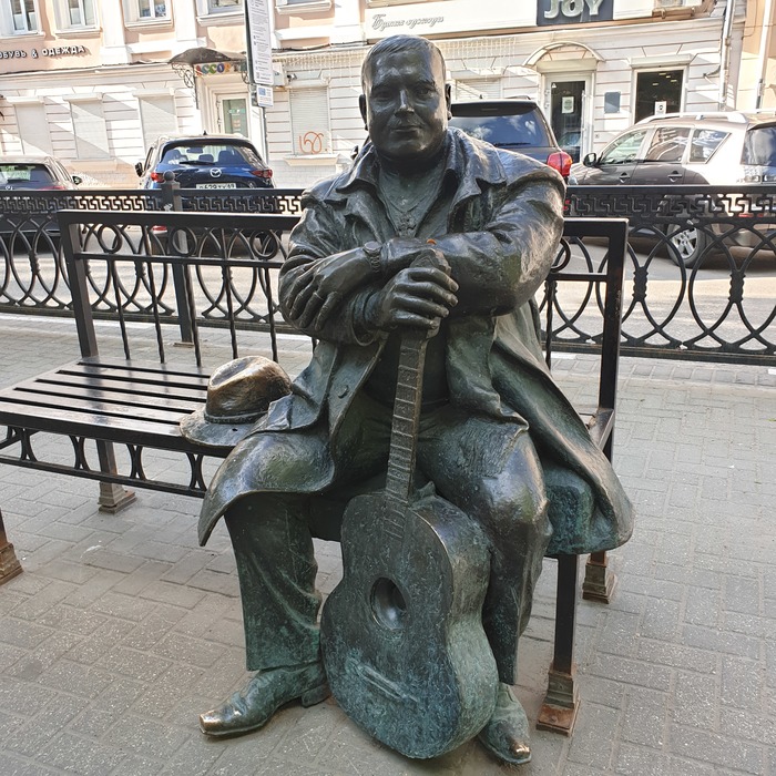 Памятник Михаилу Кругу