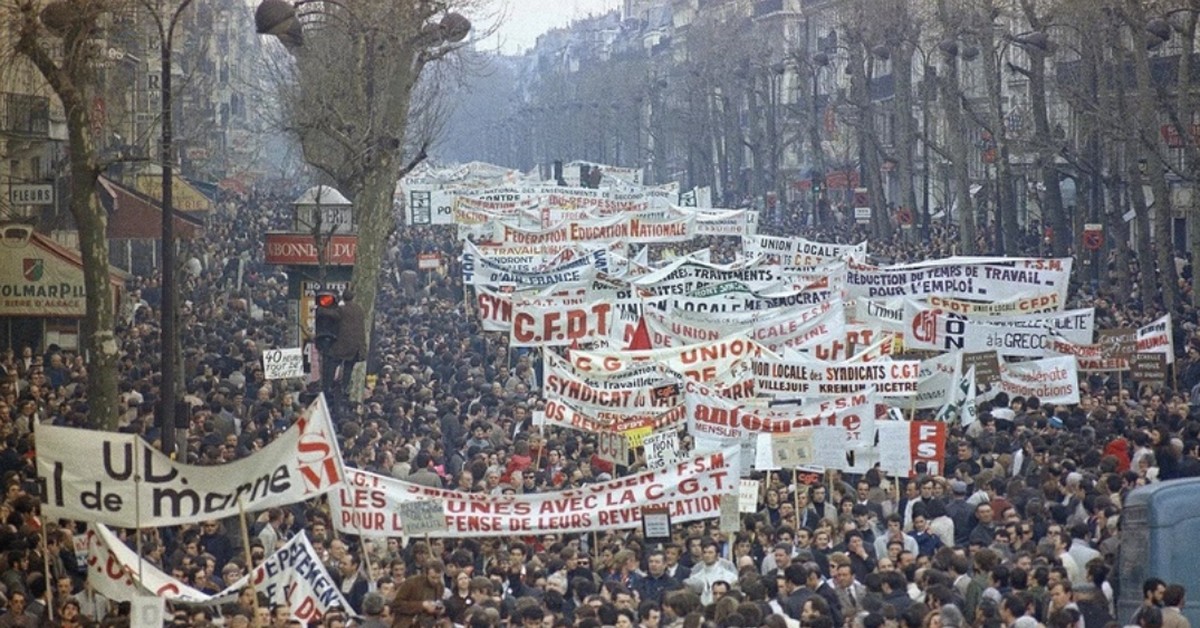 Кризис во франции. Красный май 1968 года во Франции. Студенческие протесты во Франции 1968. Майский кризис 1968 во Франции. Студенческая забастовка Франция 1968.