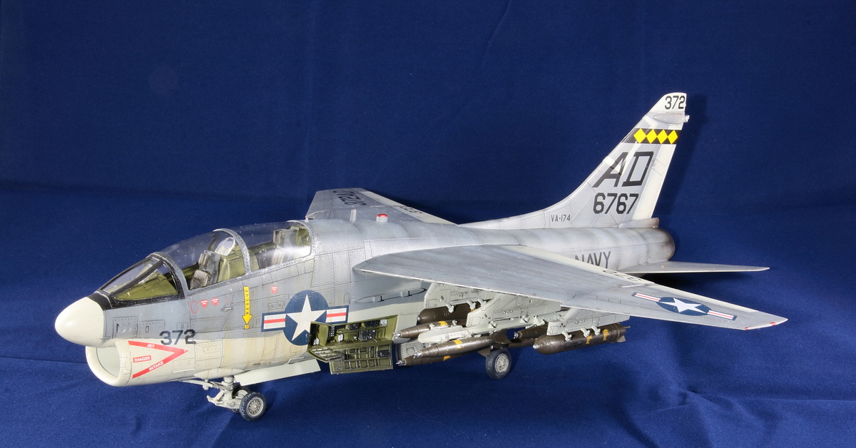Ta 07. A-7k corsair ii. Tamiya 14005. Ltv a-7 corsair ii. La59 us navy самолёт.