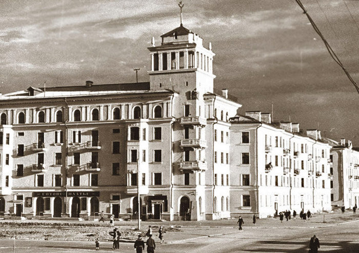 Комсомольск-на-Амуре. Город из советской мечты Советская архитектура, СССР, Сталинская архитектура, Сравнение, Было-стало, Дальний Восток, Длиннопост, Комсомольск-на-Амуре