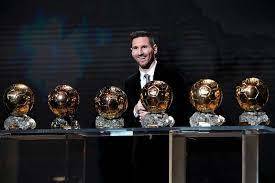 Сегодня легендарному игроку-инопланетянину исполняется 34 года. Лионель Месси