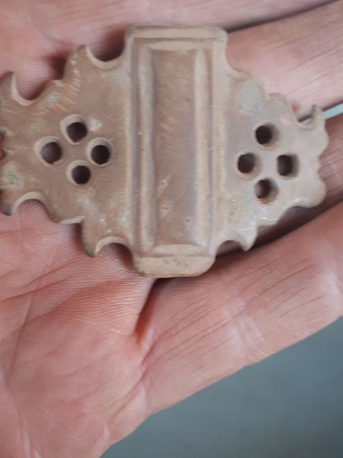 Помогите определить что это)))