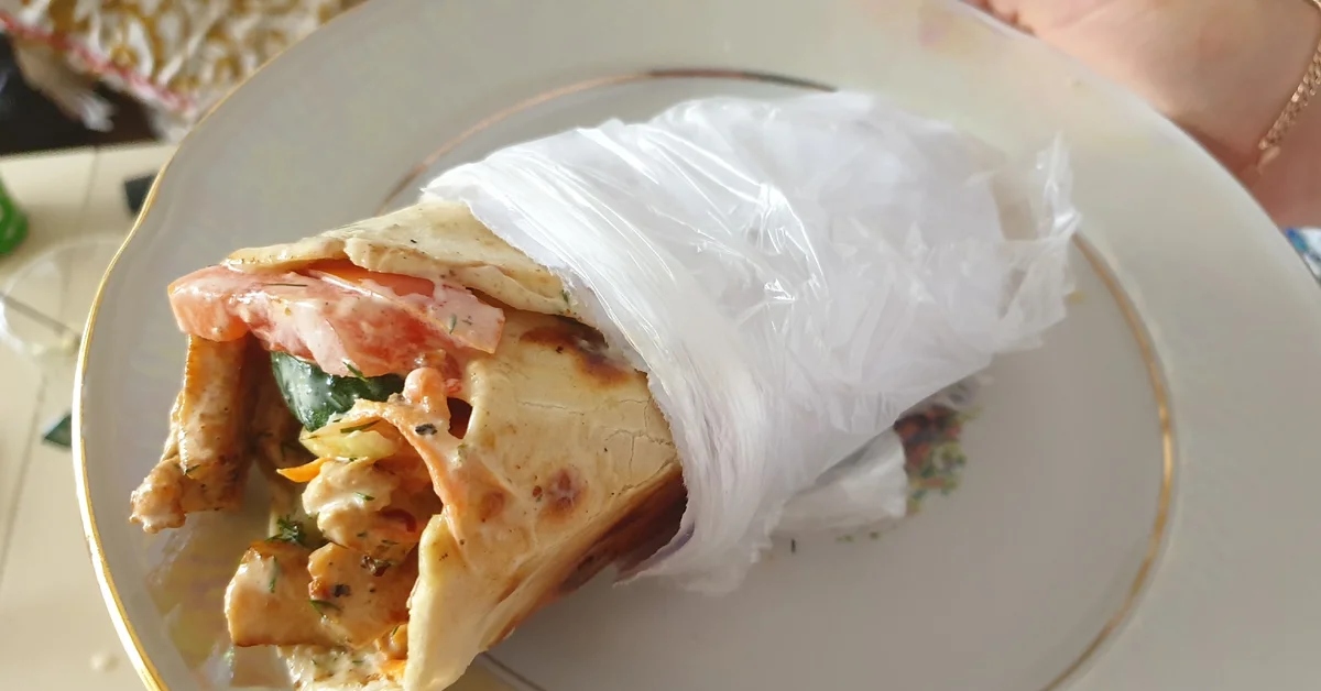 Шаурма по питерски. Настоящая питерская шаверма. Рецепт питерской шавермы. Рецепт питерской шавермы. Пошаговые фото приготовления шавермы.