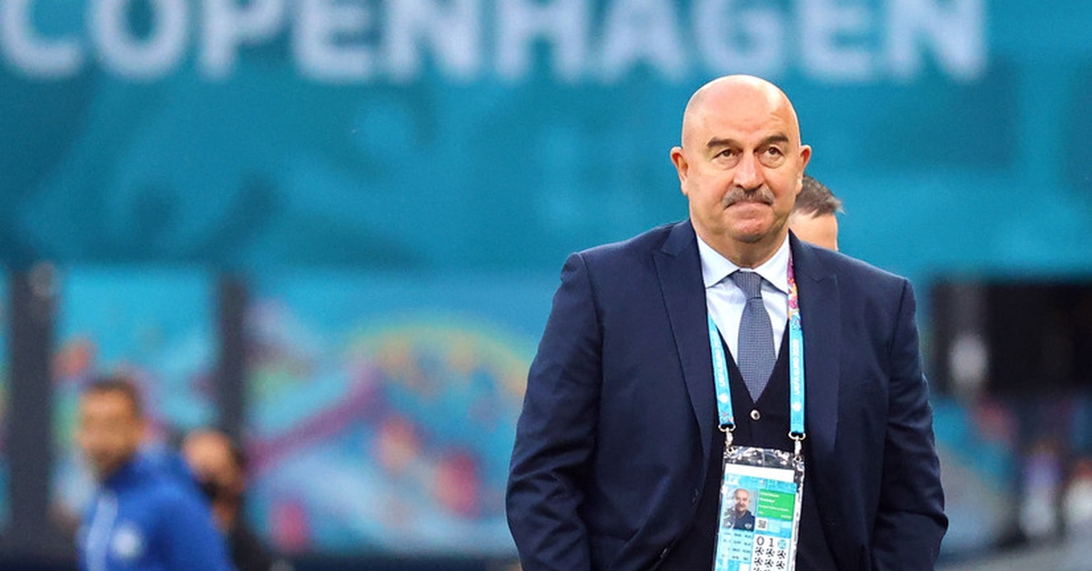 Футбол отставки тренеров. Криштиану роналду аль наср. Сэм великобритания. Черчесов. Причины увольнения в футболе.