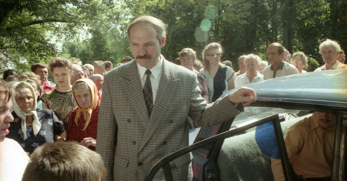Выборы 2001 года. Лукашенко 1994 год. Лукашенко в 1994 году фото.