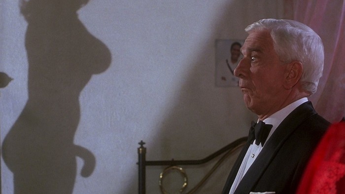 Инквизитор неожиданно выходит на след культа Слаанеш. Пикт в цвете