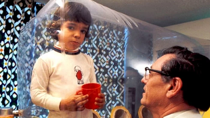 «Мальчик в пузыре»: ребенок 12 лет прожил в стерильном пластиковом боксе США, Дети, Болезнь, Длиннопост, Негатив