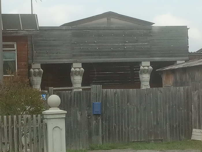 Когда долго жил в Питере, а потом вернулся домой