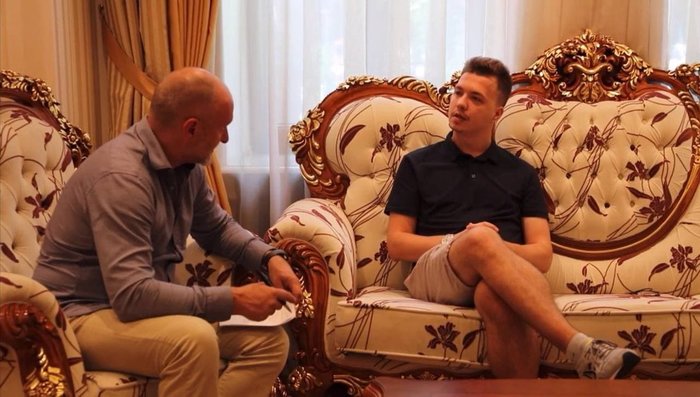 Золотой диван Протасевича