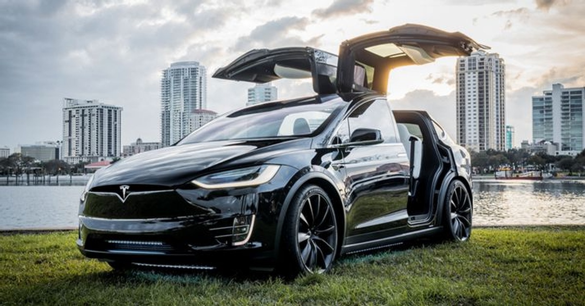 Тесла модель х. Tesla model x 2015. Tesla model x внедорожник. Tesla model x 2. Тесла х 2021.