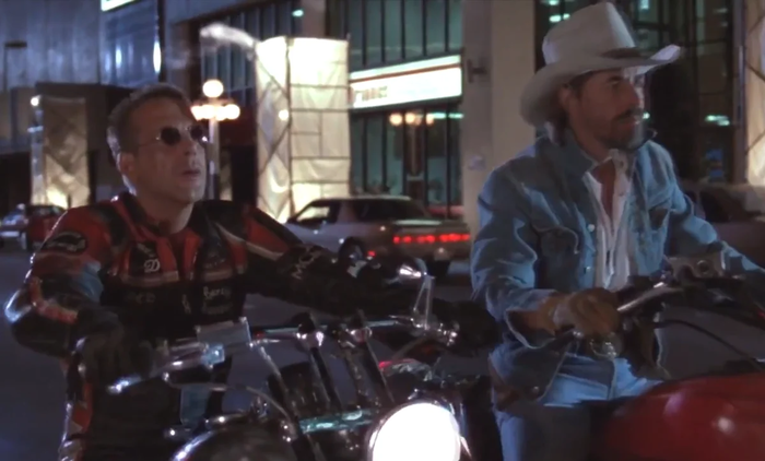 Harley davidson и ковбой marlboro мотоцикл