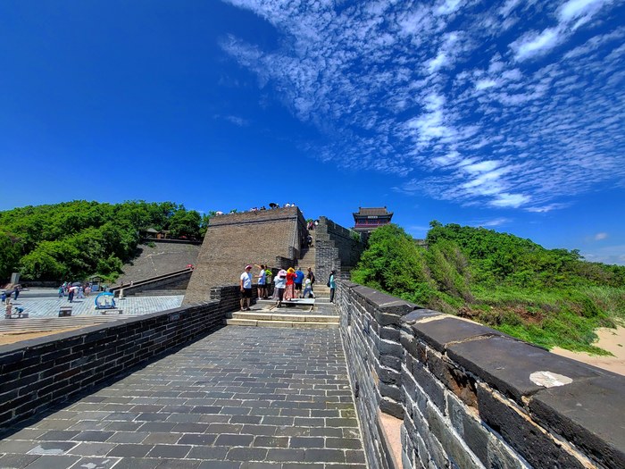 какое расстояние китайской стены