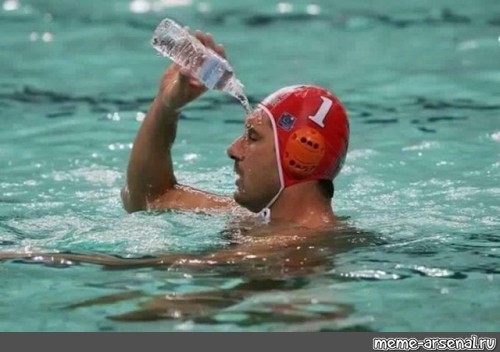 1628679377155736178 кадыров разговаривает по телефону