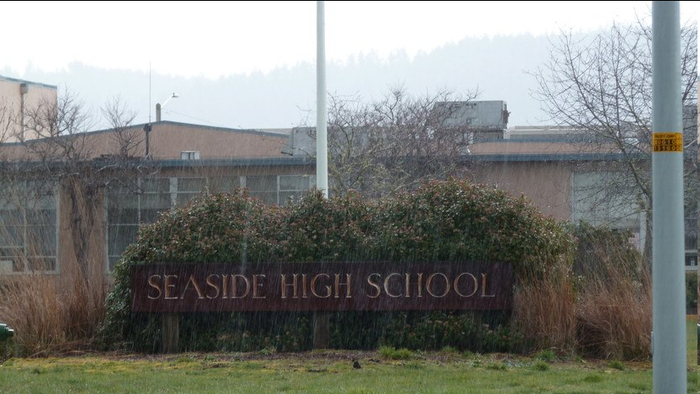 В Орегоне выпускникам школ разрешили не сдавать экзамены по математике, чтению и письму