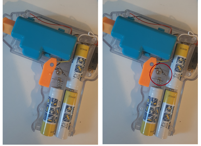 Дрель из детского набора - что-то отвалилось в курке