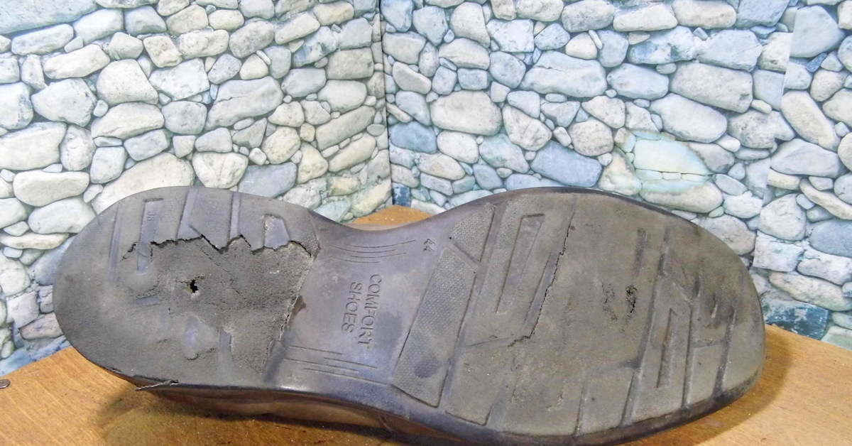 Лёгкая замена подошвы на летних | Пикабу