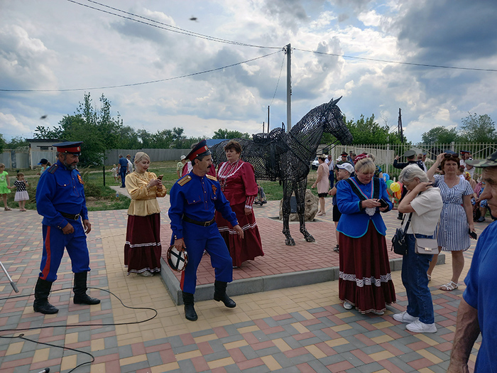 голова лошади на стену