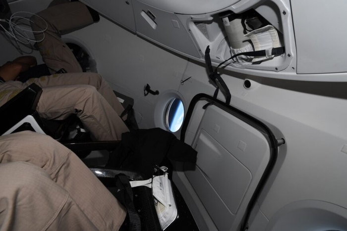  :   Inspiration4       Crew Dragon SpaceX, Spacex Dragon, 