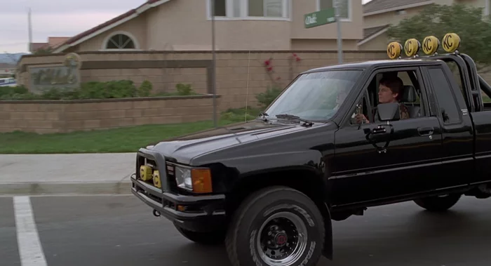 Капсула времена или как выглядит пикап Тойота с пробегом 80 миль, который простоял 28 лет без движения! Находка, Toyota, Пикап, Транспорт, Авто, Раритет, Инвестиции, Длиннопост