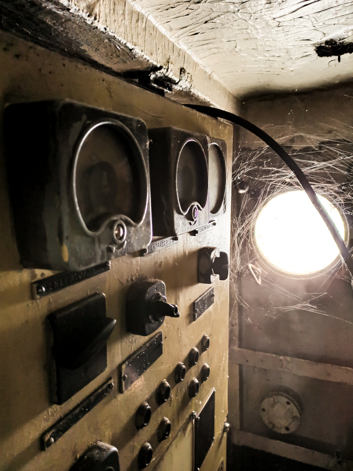 Малый десантный корабль МДК-759 Мобильная фотография, Судно, Речной флот, Заброшенное, Длиннопост