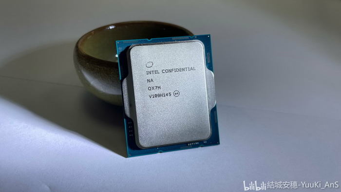 Core i9-12900K  25 %  Ryzen 9 5950X    Cinebench R23,   11 %   Amd ryzen, Intel, , IT, , 