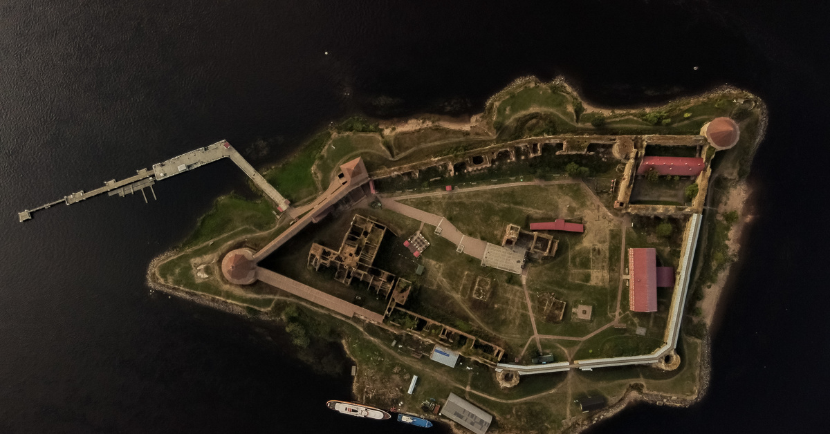 Шлиссельбургская крепость орешек зимой. Крепость тамворта как попасть в длинный дом. Крепость тамворта как попасть в длинный дом. Тамворт, стаффордшир. Крепость тамворта как попасть в длинный дом.