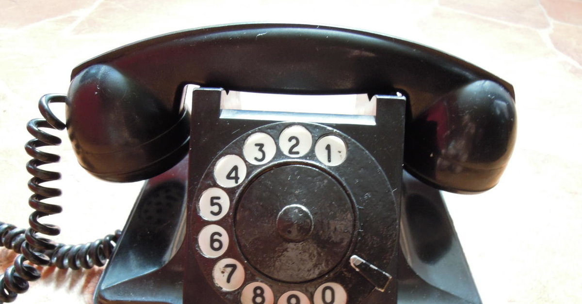 Купить советский телефон. Телефонный аппарат Тан-5. Телефонные аппарат 1937 красная Заря коммутатор. Телефонный аппарат Тан 80. Телефон СССР тан5.