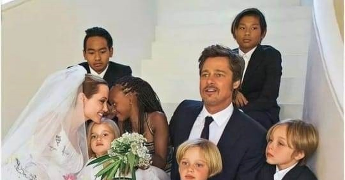 семья анджелины джоли. дэвид бекхэм с семьей 2020. барак обама с семьей фото. дети уилла смита. барак обама and his family.