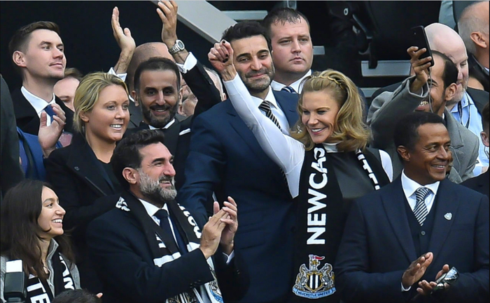 Что? Купить один ещё клуб?